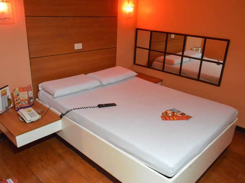 Hotel Sogo Edsa Caloocan Экстерьер фото
