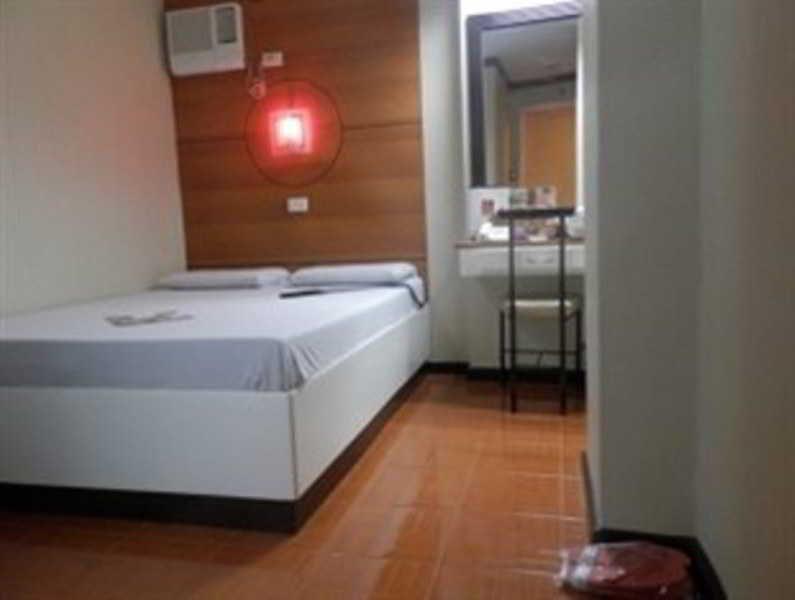 Hotel Sogo Edsa Caloocan Экстерьер фото