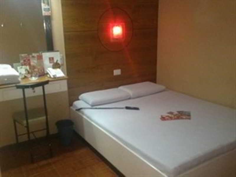Hotel Sogo Edsa Caloocan Экстерьер фото
