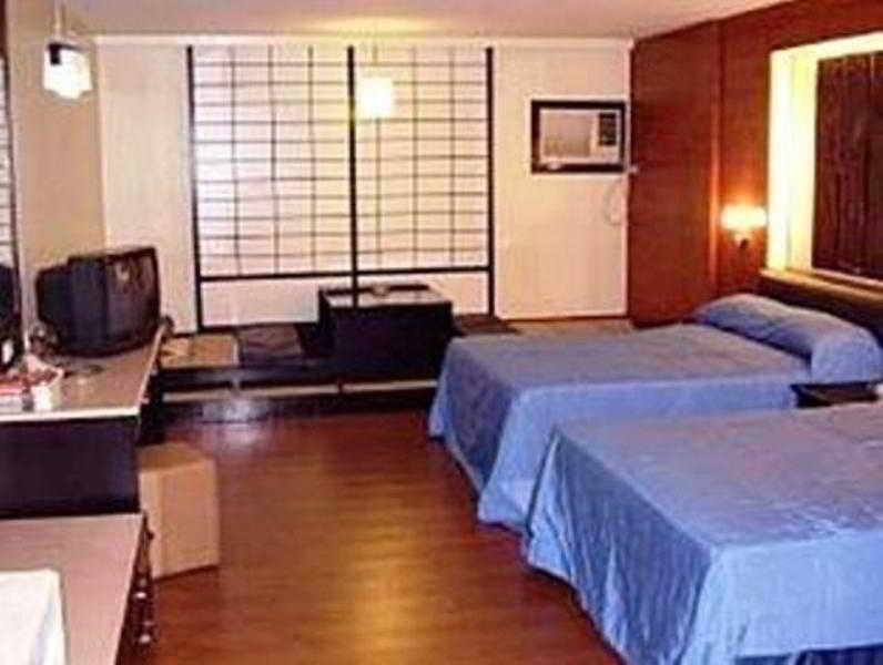 Hotel Sogo Edsa Caloocan Экстерьер фото