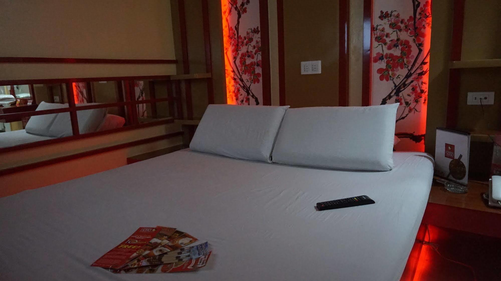 Hotel Sogo Edsa Caloocan Экстерьер фото